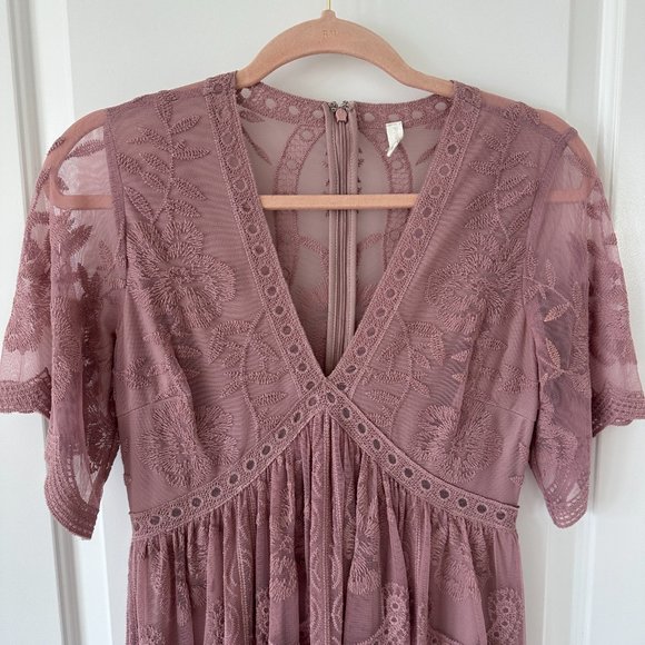 PinkBlush Mauve Lace Mesh Overlay Maternity Maxi Dress - Picture 4 of 7
